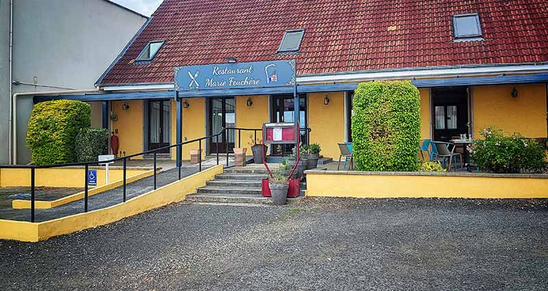 Le parking du restaurant